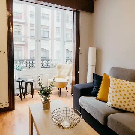 Ubicacion Excelente Cerca De Centro Azkuna Apartman *